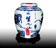 望儿山-青花瓷坛