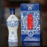 小角楼青花瓷8年