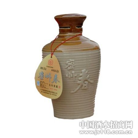 34度5年窖藏酒瓶