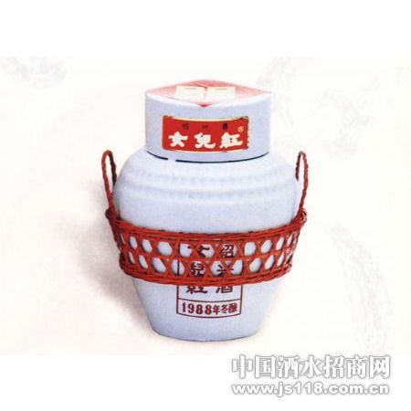 ����Ů����