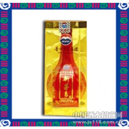 红釉瓶珍品白酒