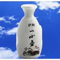 泸州酒一小壶