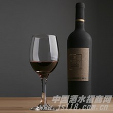 云蔻经典蛇龙珠干红