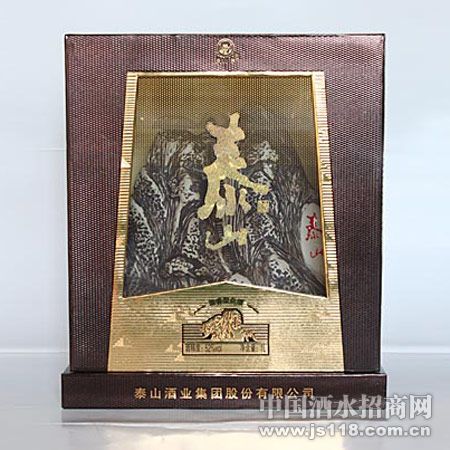 泰山酒(52° 1L)
