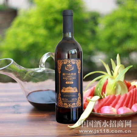 圣登堡半甜型山楂红酒750ML