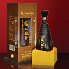 至尊铁人故乡贵宾酒