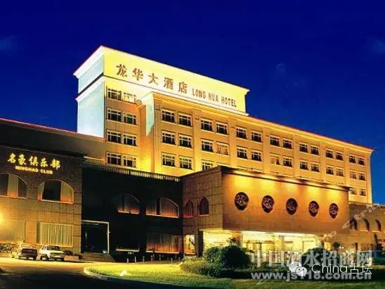 明星影星助阵古坛酒业闹翻南京糖酒会