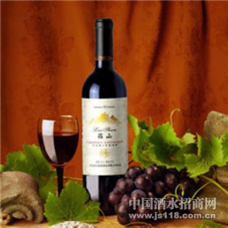 罗山标准级干红葡萄酒