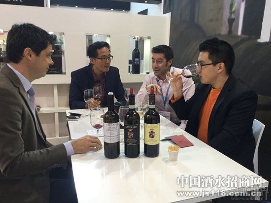 Vinitaly��չʢ��Ļ����������ʽ����