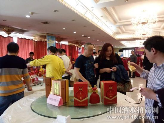 大咖百商聚“鹤城”明珠,湖南糖酒会展前宣传路演·怀化站成功举行