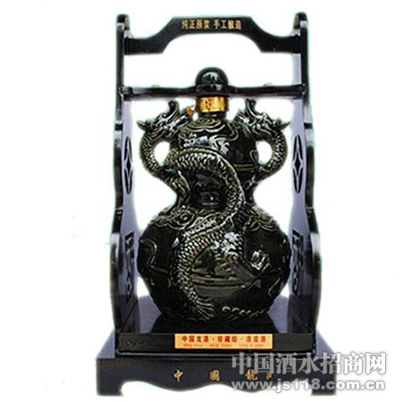 功成天下坛子酒