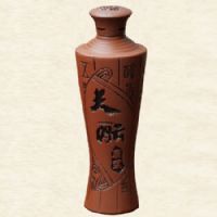 珍藏陶瓶酒