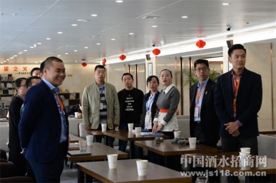 ę́����Ա�������뺣��ę́�ơ�é������������̸��