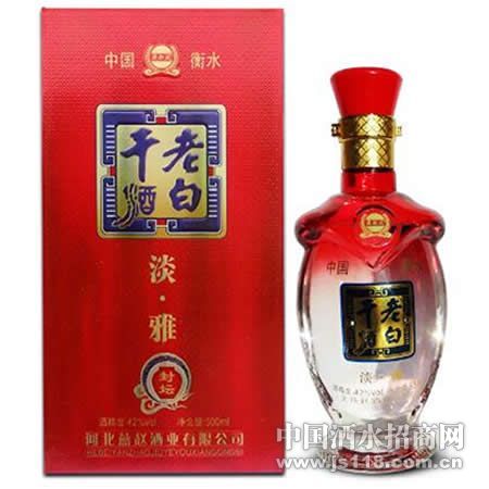 紅盒淡雅白干酒
