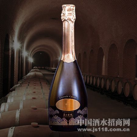 君顶容悦天然起泡葡萄酒