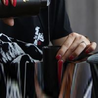 饮用方便的穿越者酒
