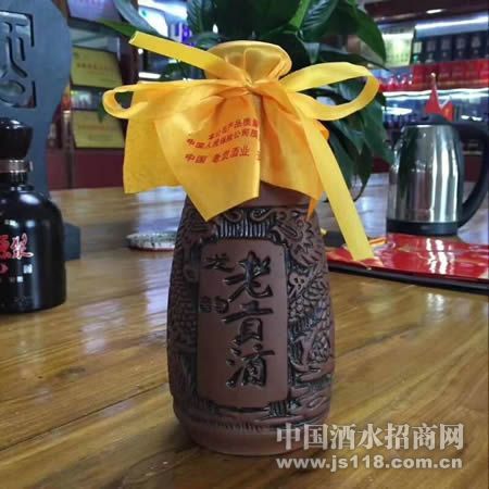 老贡龙酒