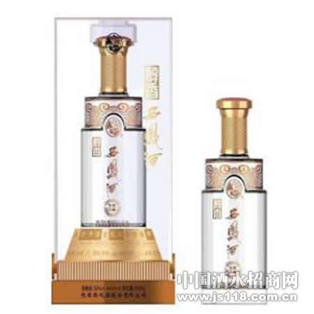 醇香年西凤酒