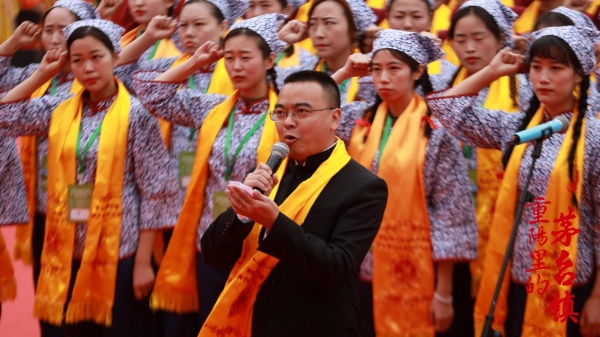 2020茅台镇重阳祭水大典,梁公子再领99名酱酒传承人宣誓