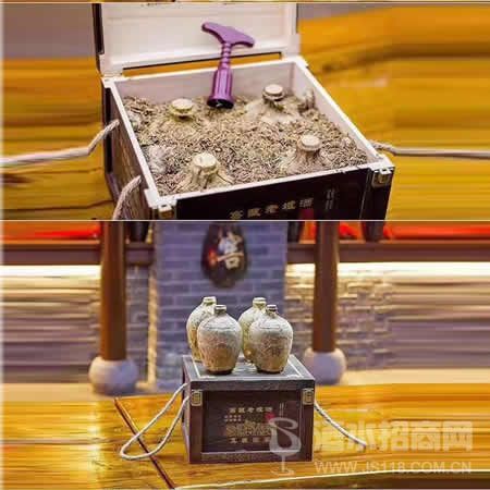四瓶装木盒窖藏酒