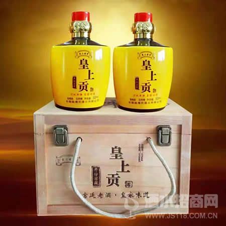 宫廷皇上贡酒