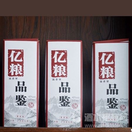 老坛浓香型白酒