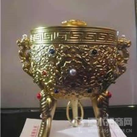 �꿧��ÿƿ5600Ԫ