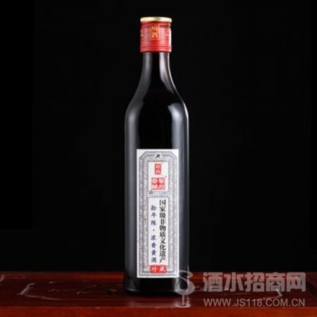 十年特制方瓶