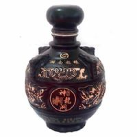 神龙洞窖藏酒