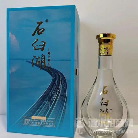 石臼湖海上列车