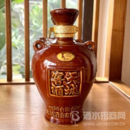 新天城窖香酒