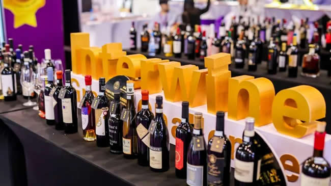 哈尔滨市军工酿酒厂 哈尔滨市军工酿酒厂