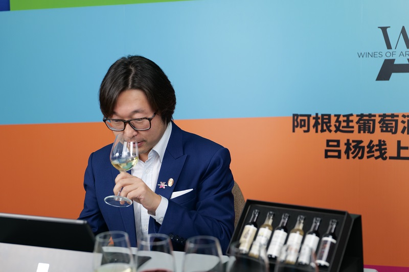 哈尔滨市军工酿酒厂 哈尔滨市军工酿酒厂