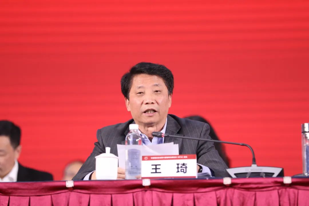 哈尔滨市军工酿酒厂 哈尔滨市军工酿酒厂