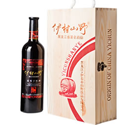 野蓝莓8度木盒干红酒