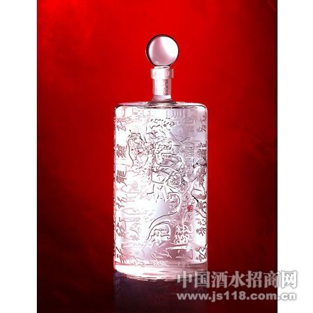 宜宾五粮液集团 - 产品展示 - 五粮液系列 - 龙年纪念酒