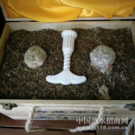 礼盒装窖藏封坛酒